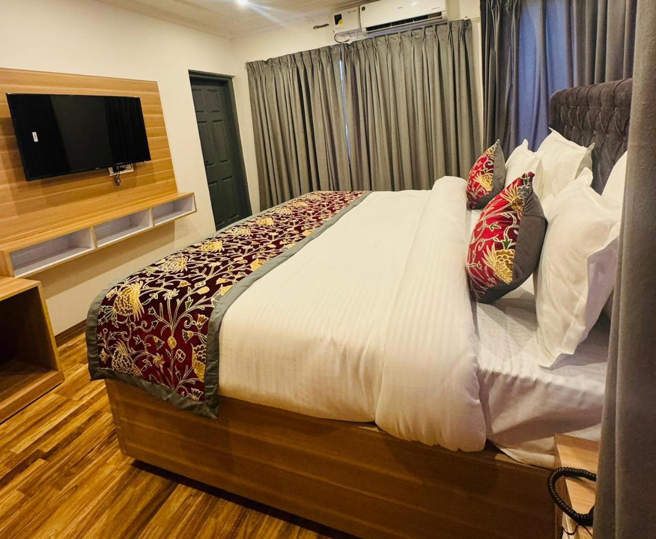 De Elaaf The Luxury Stay Srinagar  Exterior photo